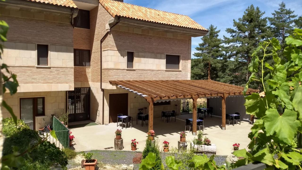 Hotel Rural El Nido De Pinares Navaleno Exterior foto